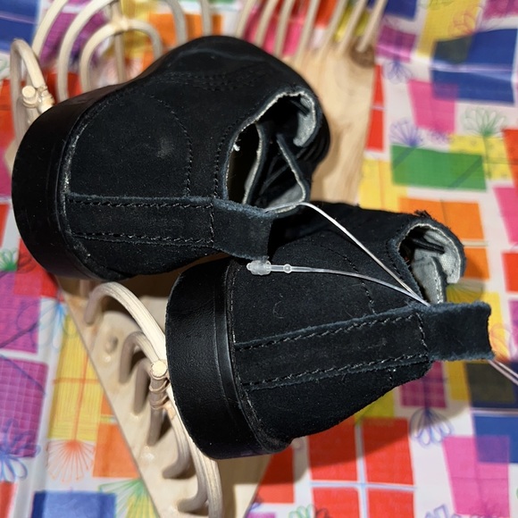 New GAP True Black Size 9 Stretch Lace Wingtip Oxfords - Picture 5 of 8